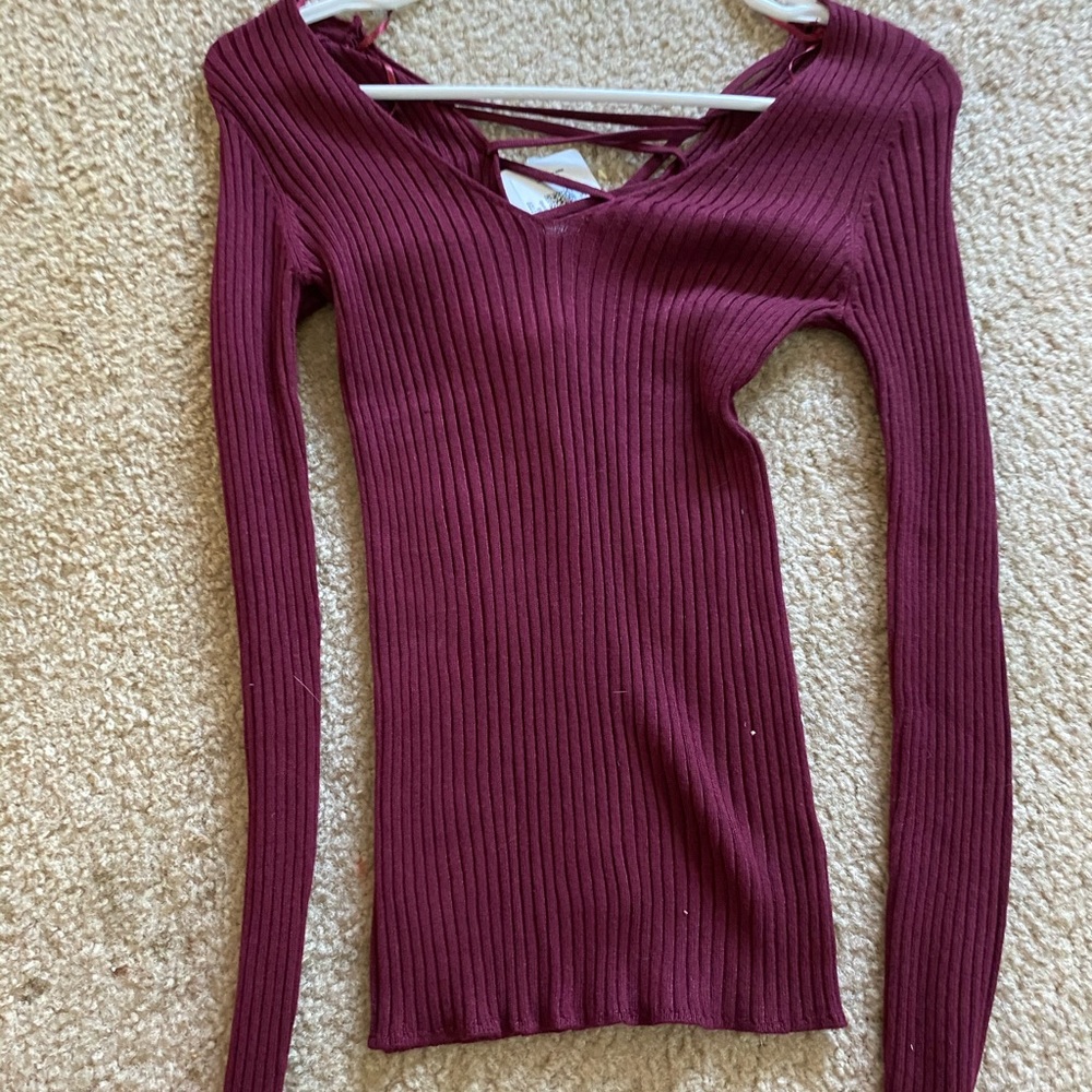 Red long-sleeve ribbed top, M